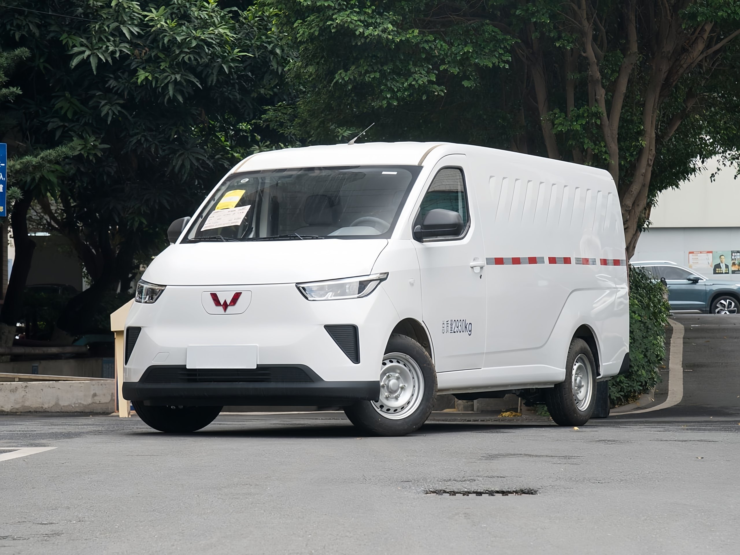 五菱揚(yáng)光移動(dòng)儲能式充電車